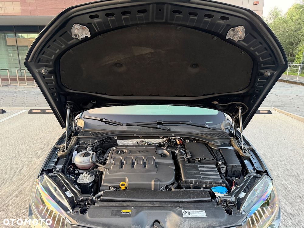 Skoda Superb 2.0 TDI Sportline DSG - 10