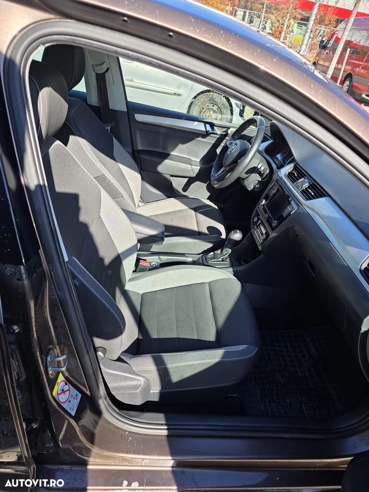 Skoda RAPID Spaceback 1.4 TSI DSG Style - 7