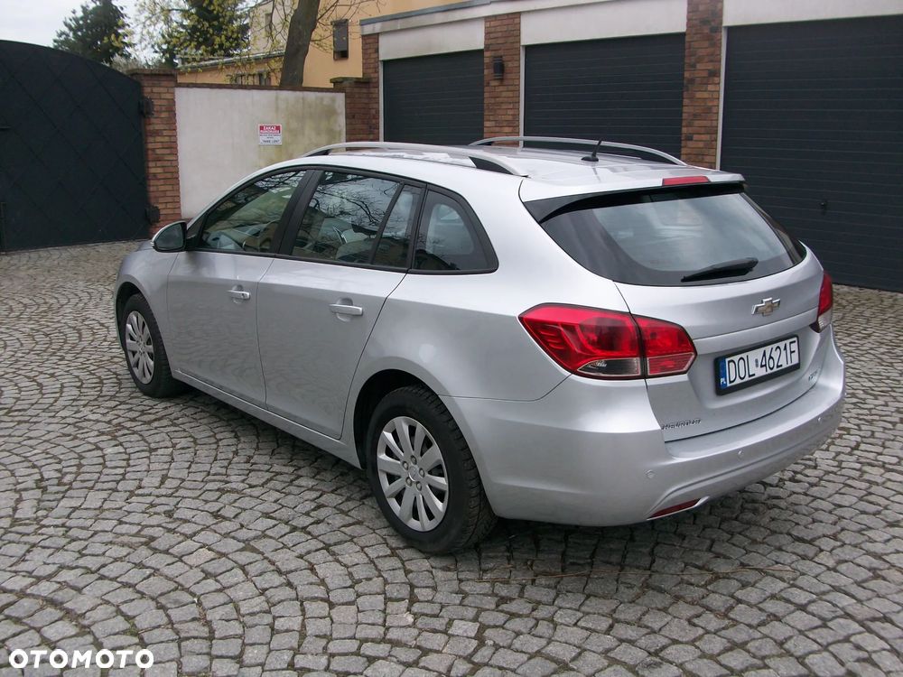 Chevrolet Cruze 1.6 LT+ - 3