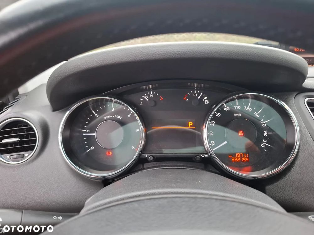 Peugeot 5008 2.0 HDi Family 7os - 7
