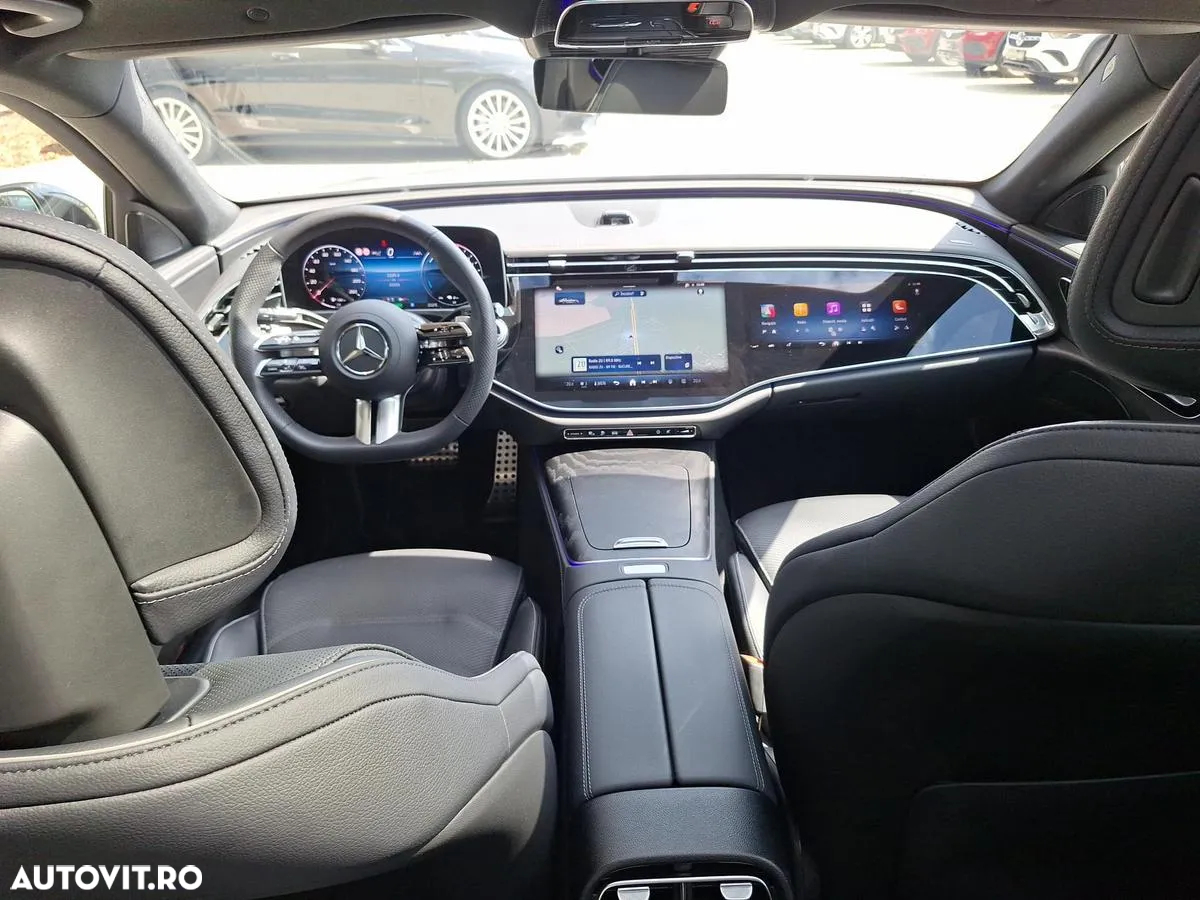 Mercedes-Benz E 300 4MATIC Aut. - 11