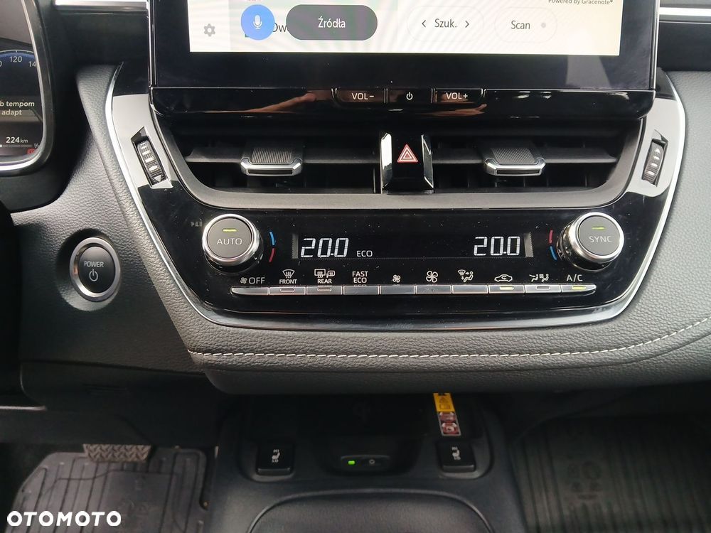 Toyota Corolla 2.0 Hybrid Comfort - 32