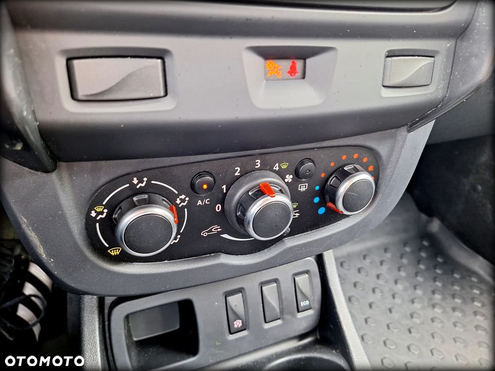 Dacia Duster 1.6 SCe Open S&S - 16