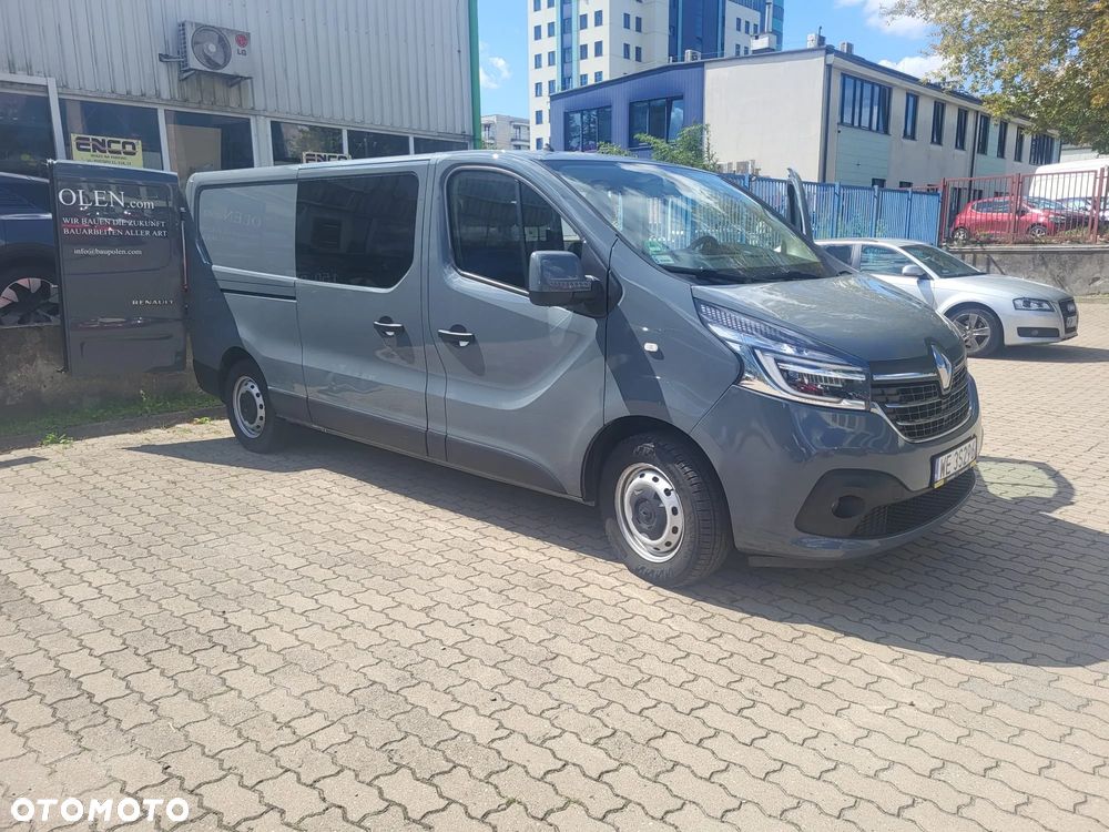 Renault Trafic - 12