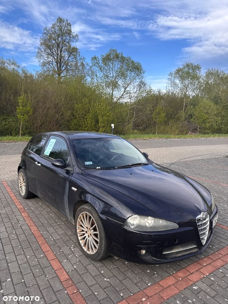 Alfa Romeo 147 1.6 Twin Spark Black Line - 3