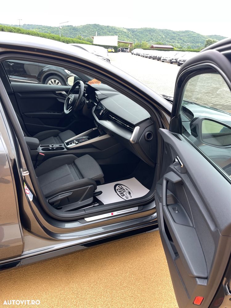 Audi A3 2.0 TDI S tronic Sport - 23