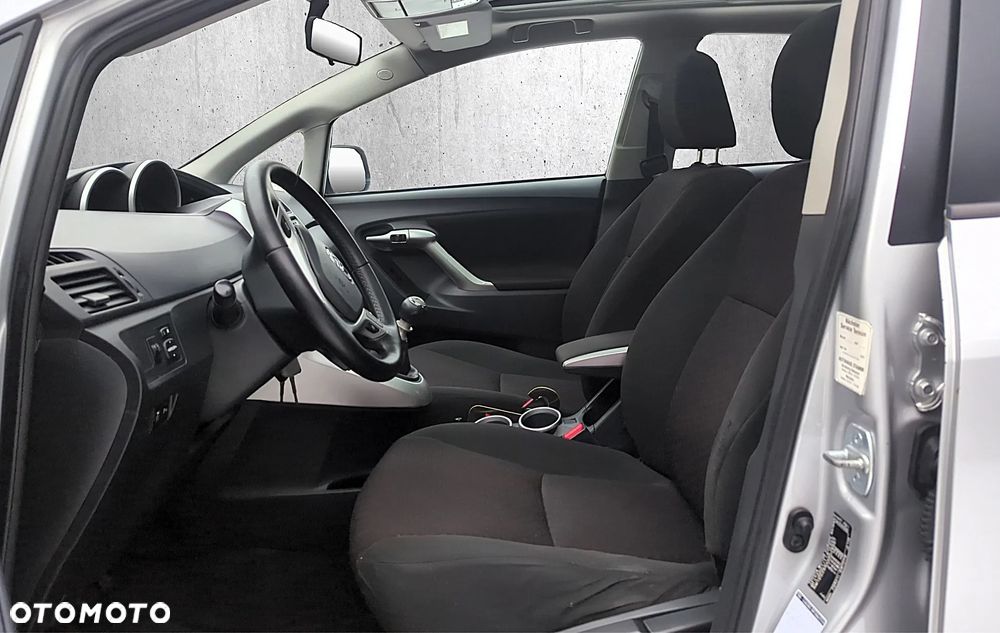 Toyota Verso 1.8 5-Sitzer Executive - 9