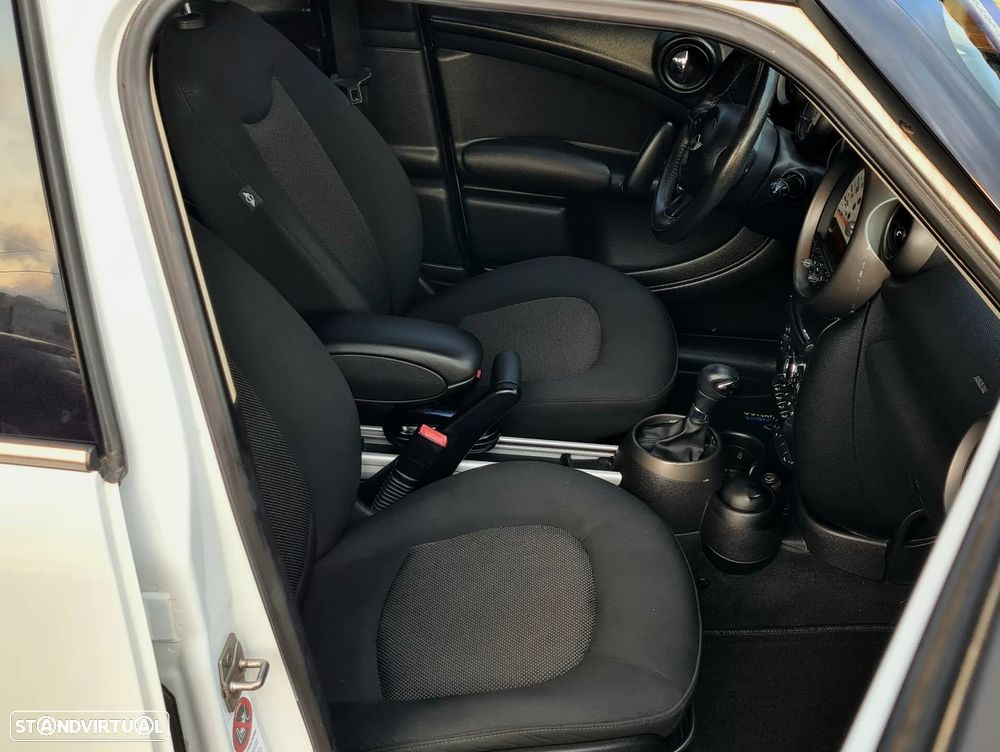 MINI Countryman Cooper D Aut. - 18