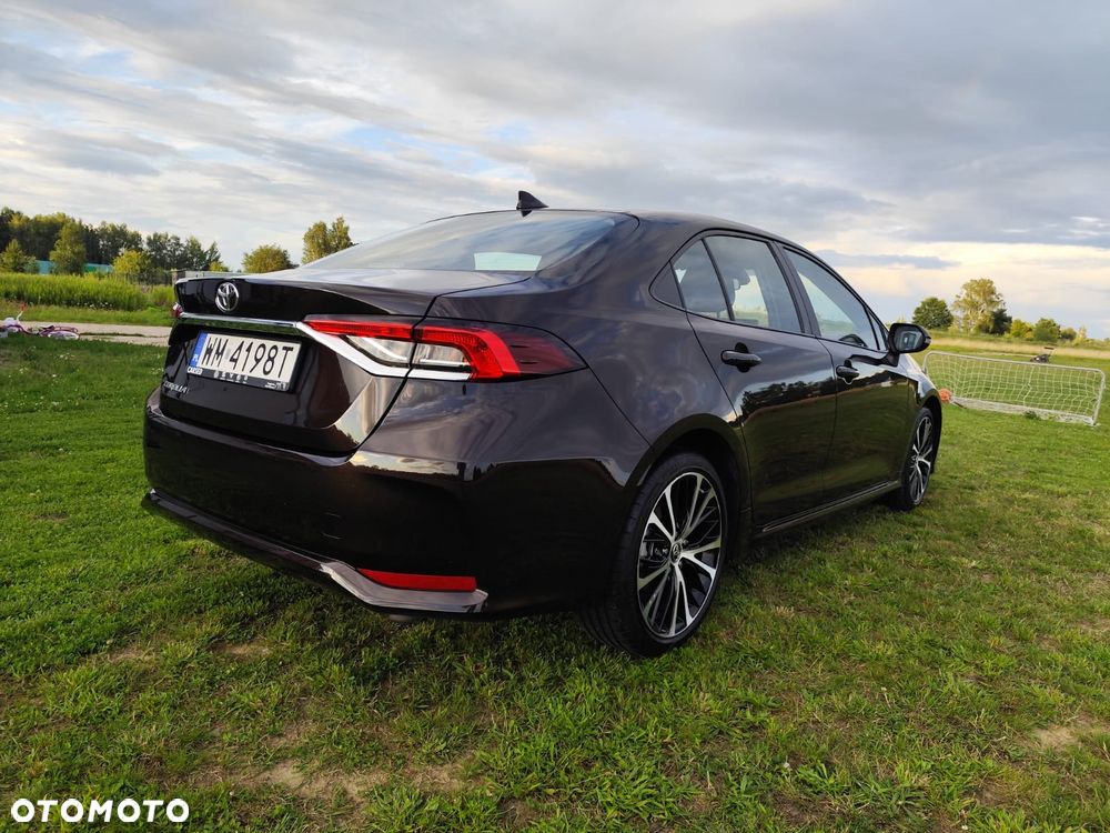 Toyota Corolla 1.6 Comfort - 11