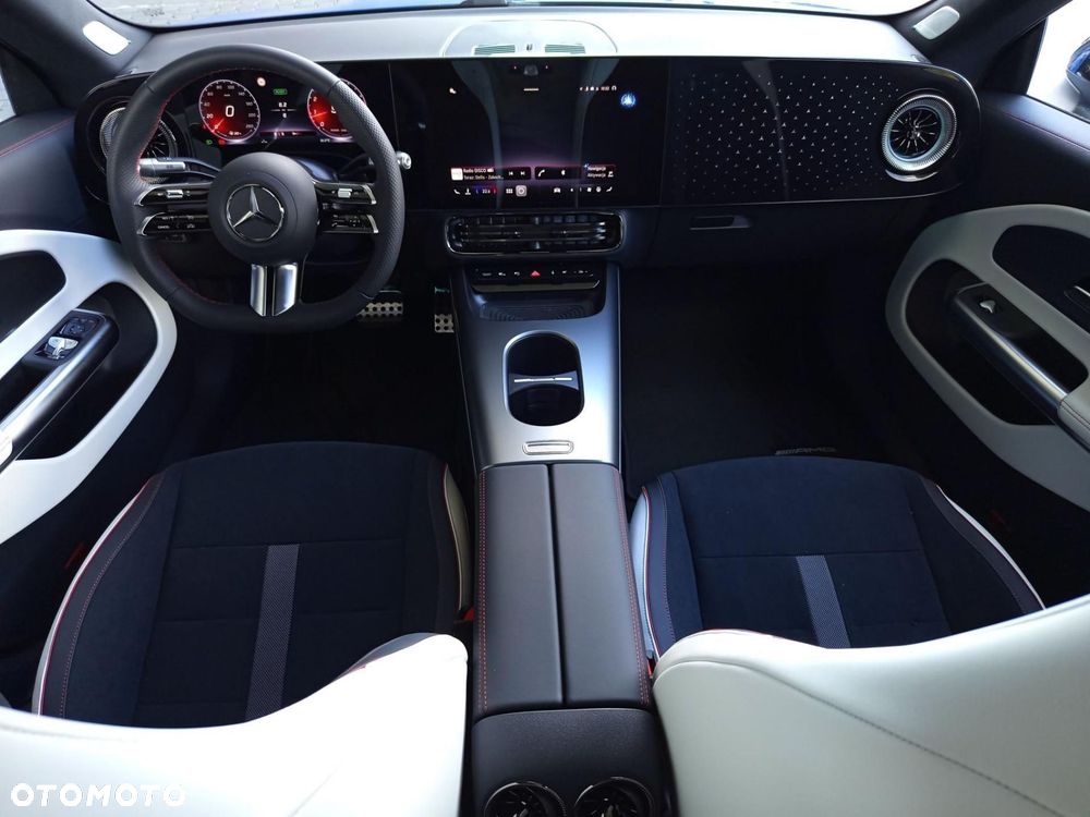 Mercedes-Benz CLA - 10