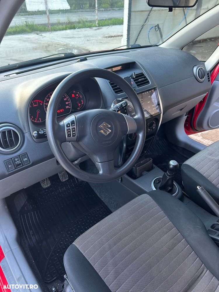 Suzuki SX4 1.6L 4WD GS - 9