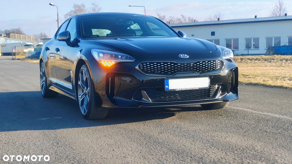 Kia Stinger 3.3 T-GDI AWD GT - 4