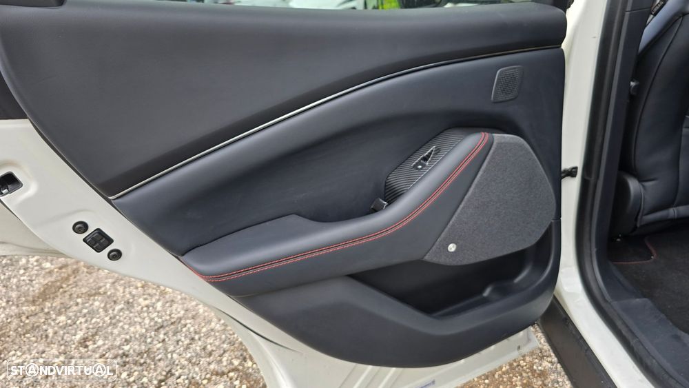 Ford Mustang Mach-E 98.7 kWh Premium AWD - 52