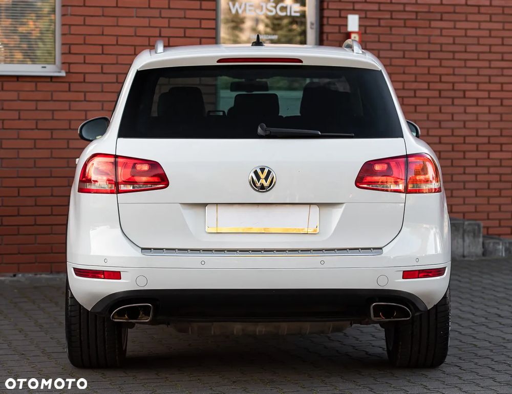 Volkswagen Touareg 3.0 V6 TDI SCR Blue Motion DPF Automatik Executive Edition - 11