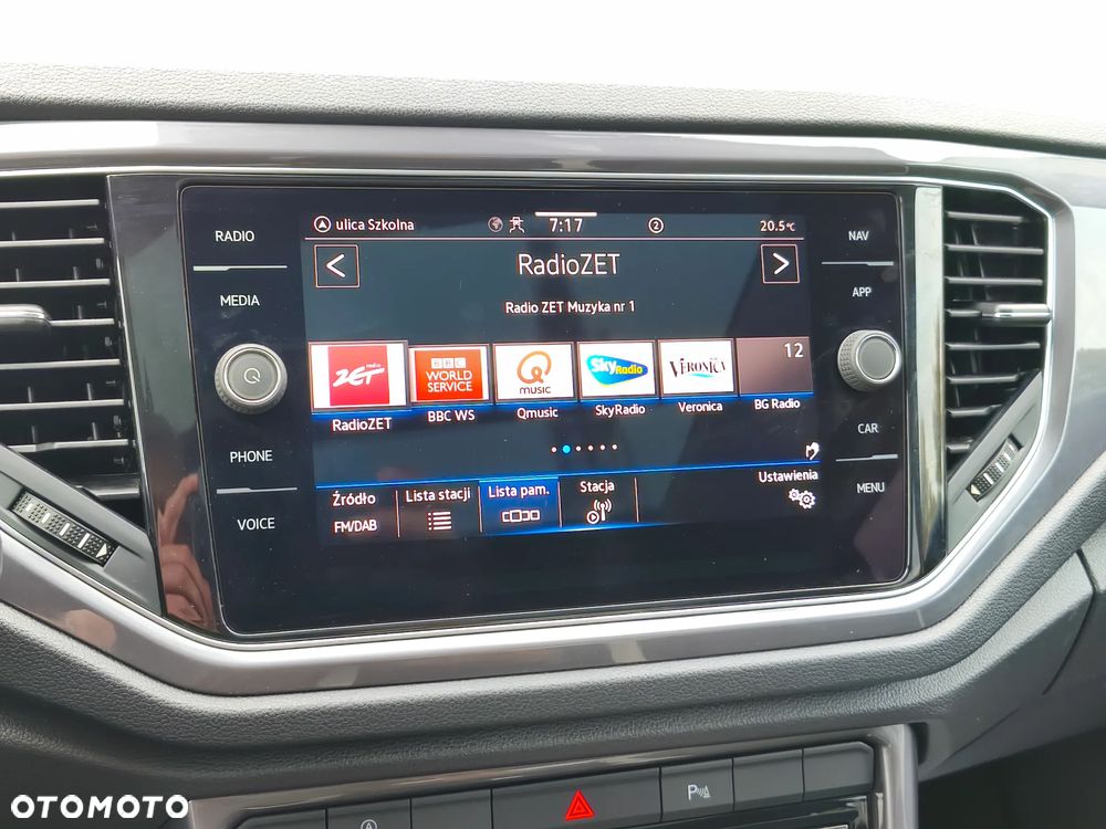 Volkswagen T-Roc - 34