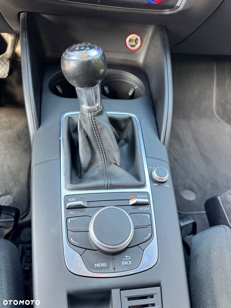 Audi A3 Sportback 2.0 TDI Attraction - 27