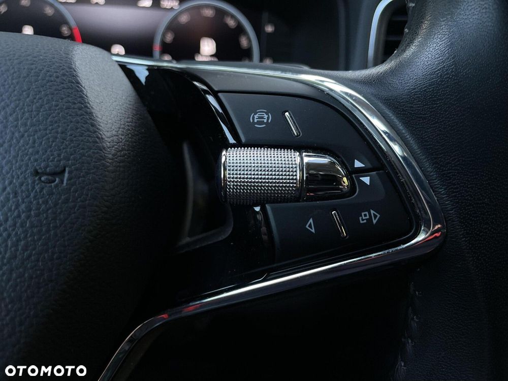 Skoda Karoq 1.5 TSI ACT Style DSG - 28