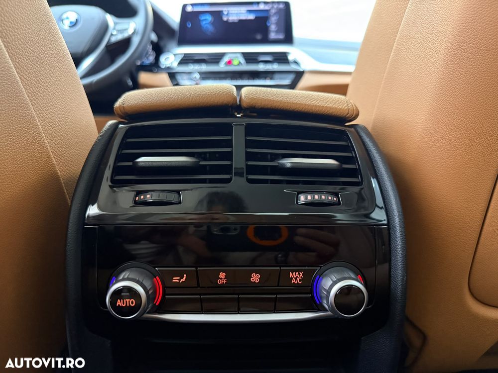 BMW Seria 5 2022 — imagine 26