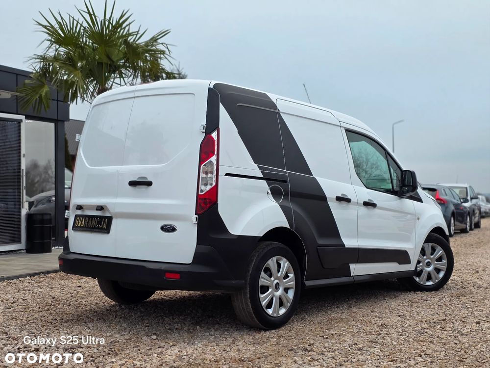 Ford Transit Connect - 12