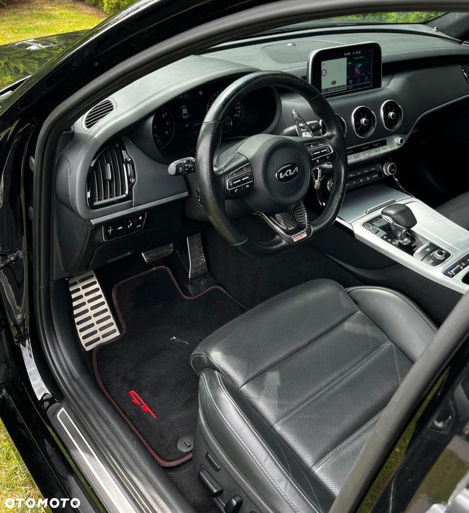 Kia Stinger 3.3 T-GDI V6 GT AWD - 17