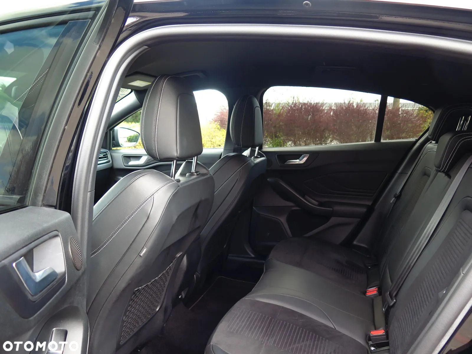 Ford Focus 2.3 EcoBoost ST - 18