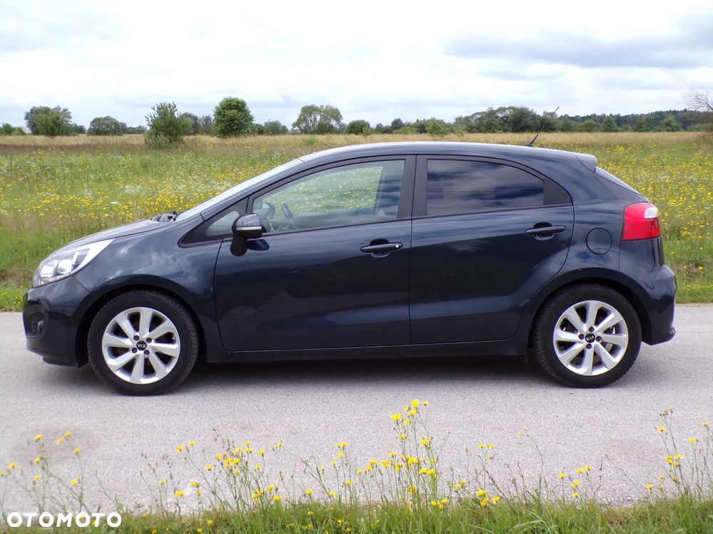 Kia Rio 1.2 Dream Team Edition - 16