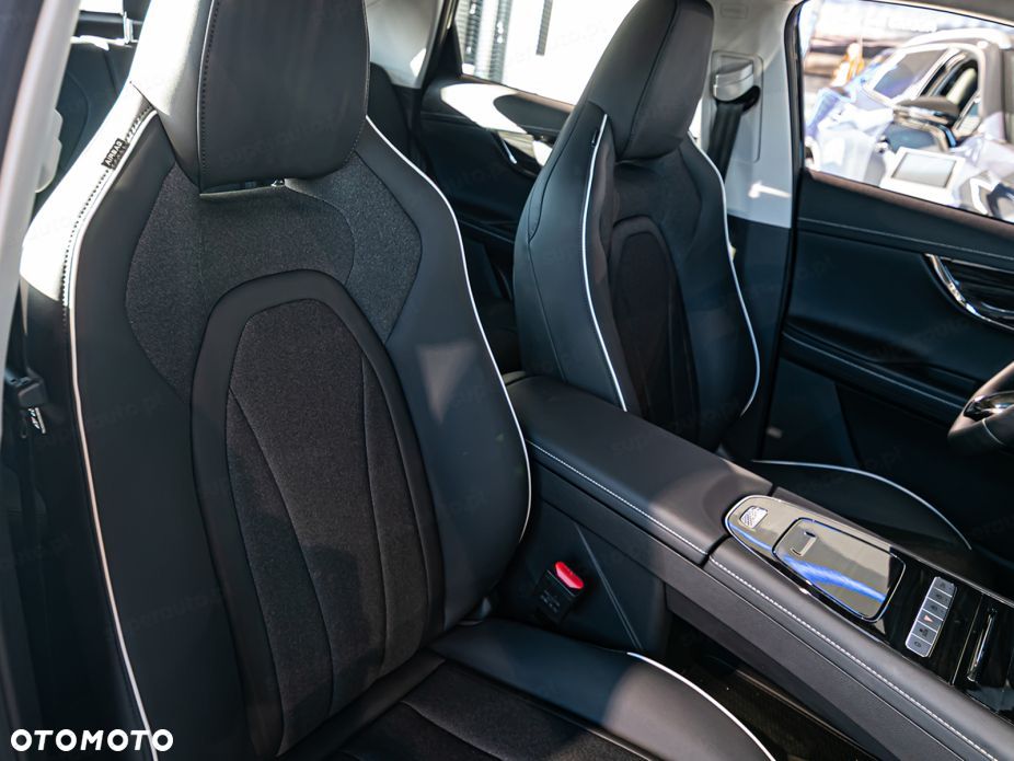 Omoda 5 1.5 T-GDI Hybrid Premium DHT - 9