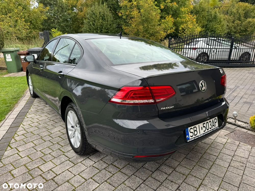 Volkswagen Passat - 7