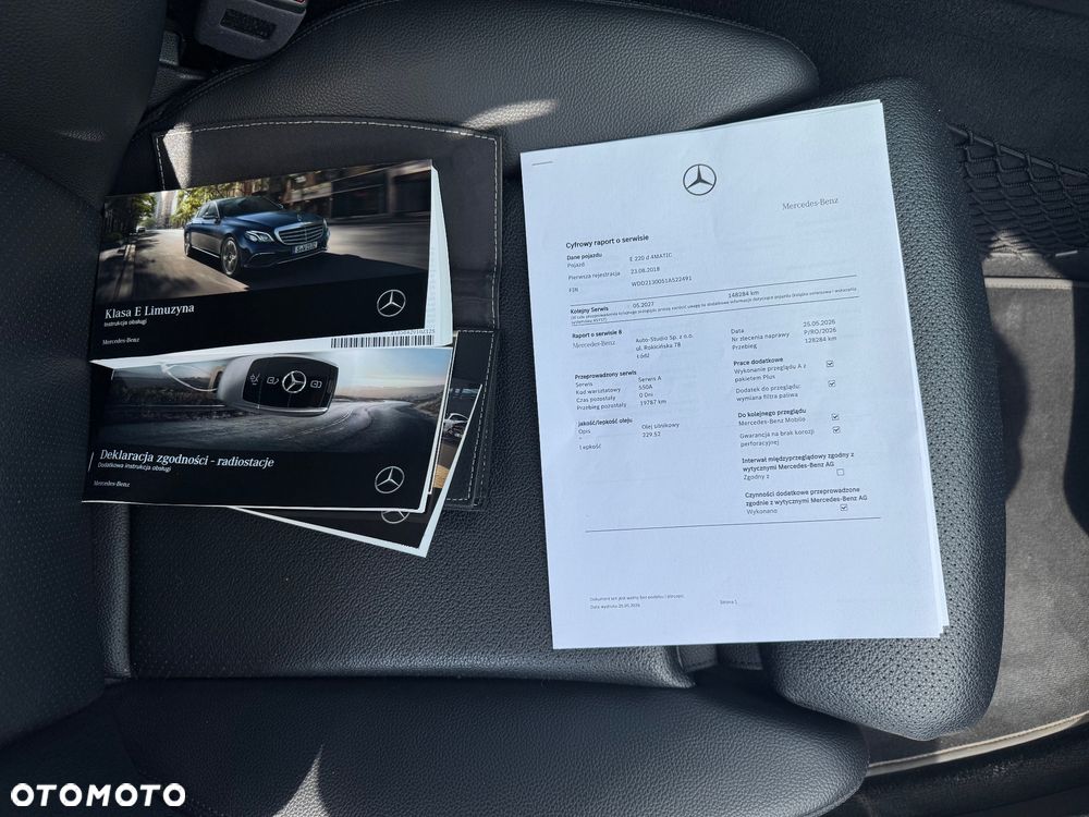 Mercedes-Benz Klasa E 220 d 4-Matic 9G-TRONIC - 36