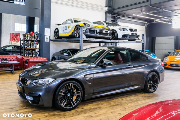 BMW M4 DKG