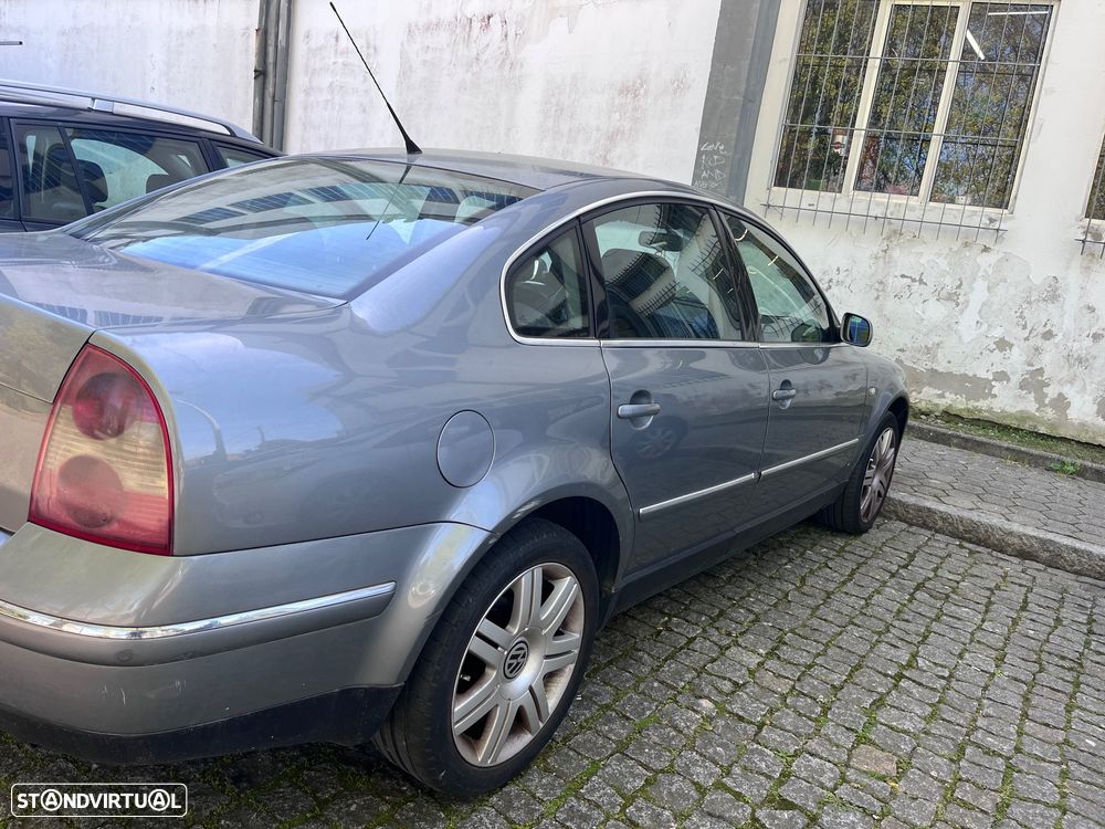 VW Passat 1.9 TDi Confortline - 2