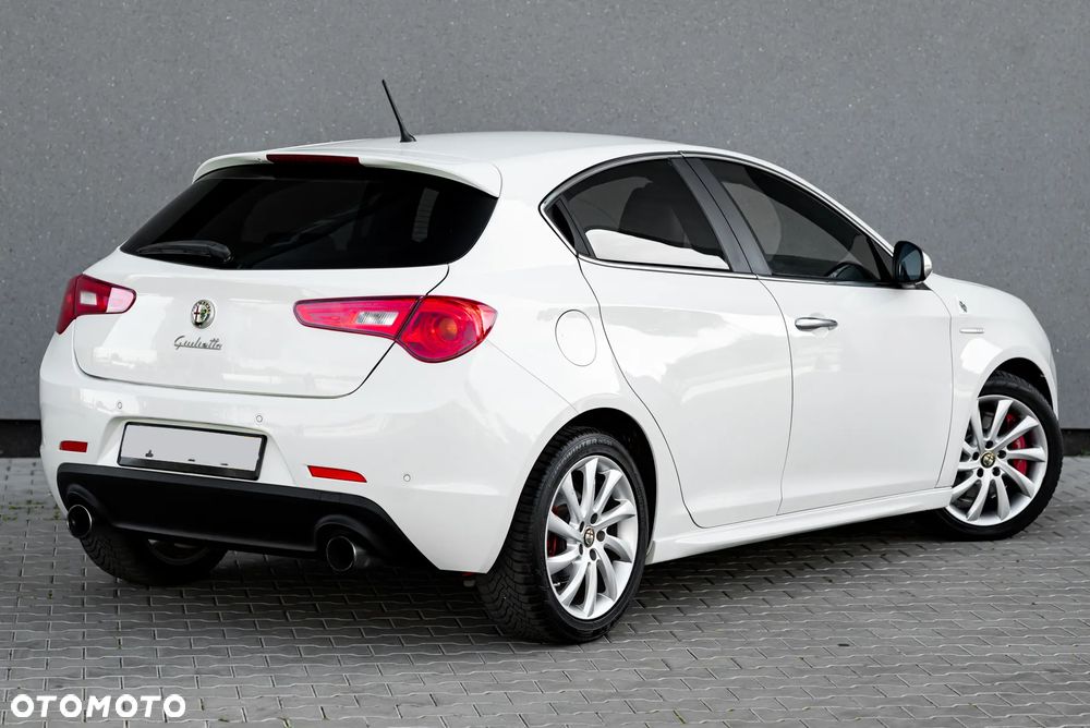 Alfa Romeo Giulietta 1750 TBi Quadrifoglio Verde - 9
