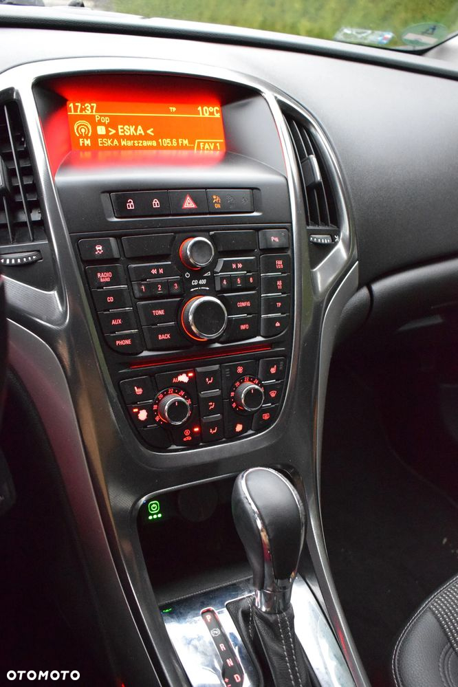 Opel Astra IV 1.6 T Cosmo - 7