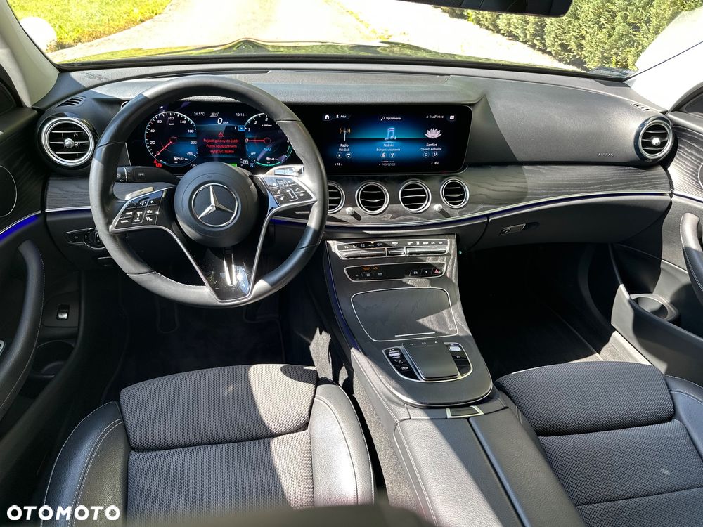 Mercedes-Benz Klasa E - 22