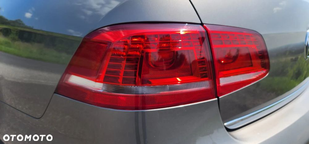 Volkswagen Passat 2.0 TDI DPF Comfortline - 32