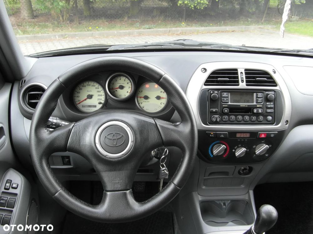 Toyota RAV4 4x4 Sol - 21