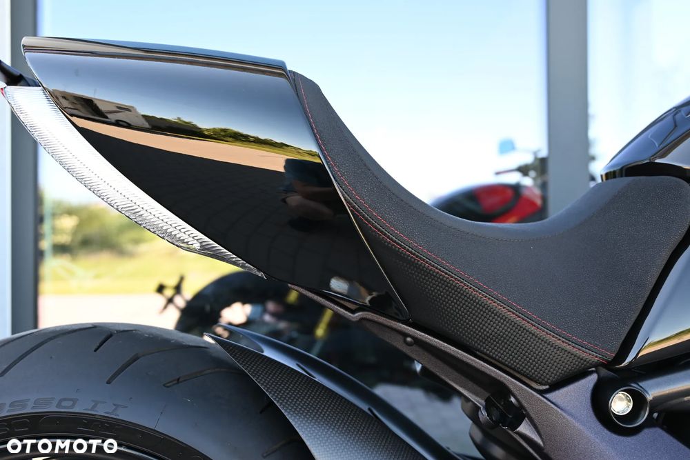 Ducati Diavel - 17