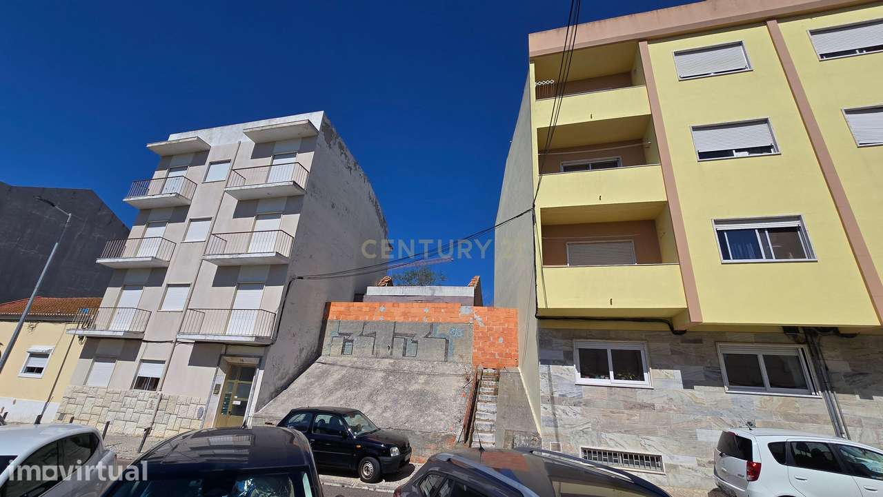Terreno com Projeto Aprovado para Construção de 8 Apartamentos - Bairr - Grande imagem: 4/31
