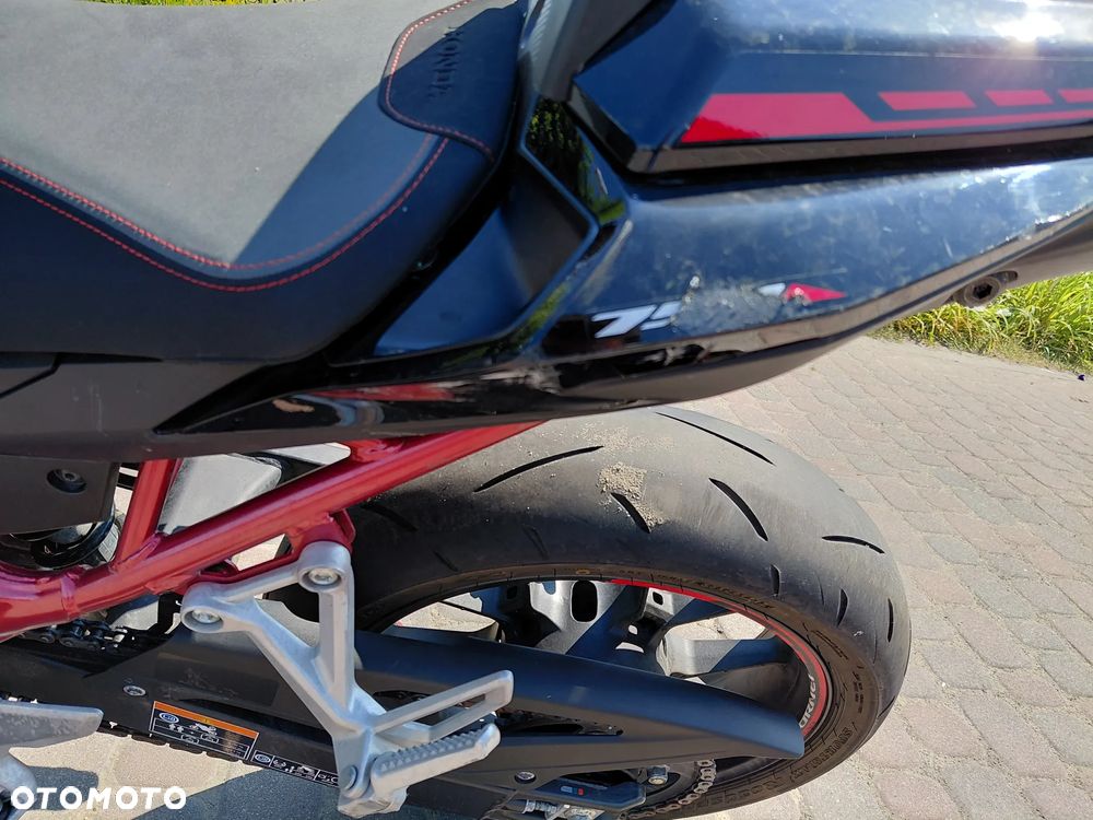 Honda CB - 22
