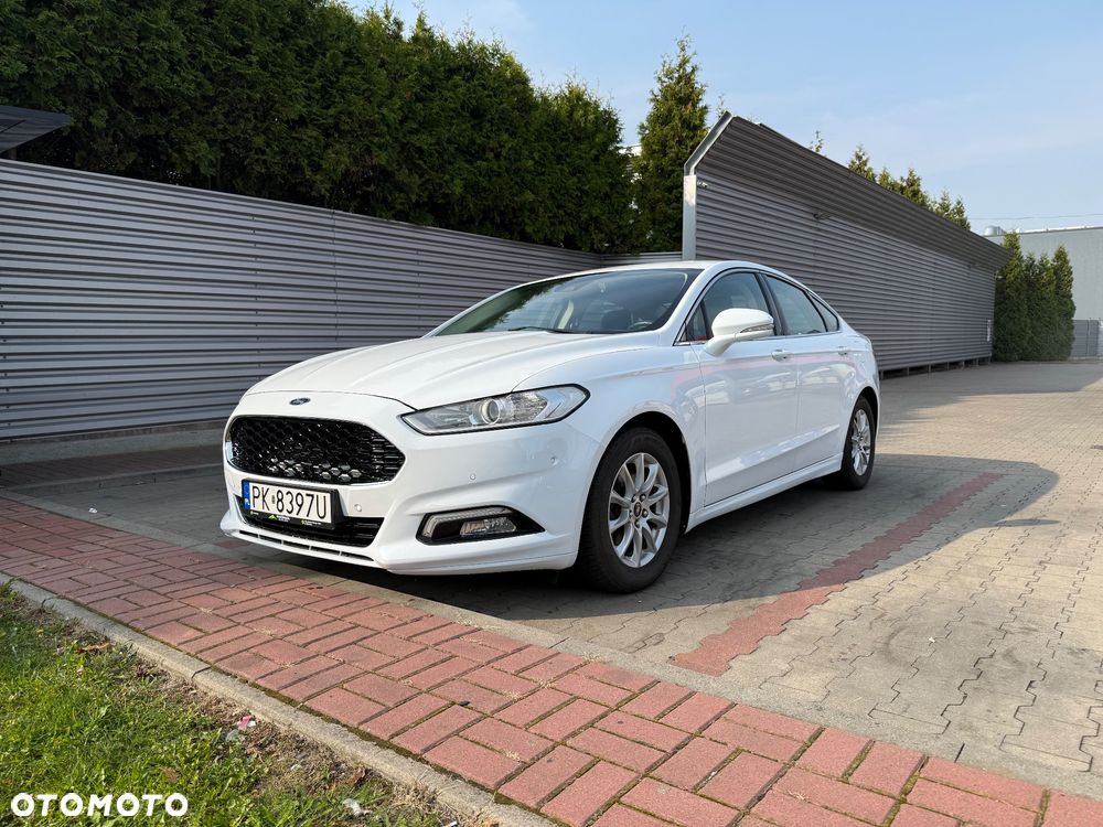 Ford Mondeo 2.0 Hybrid Titanium - 1