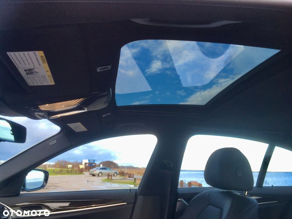 BMW Seria 5 540i GPF xDrive Luxury Line - 22