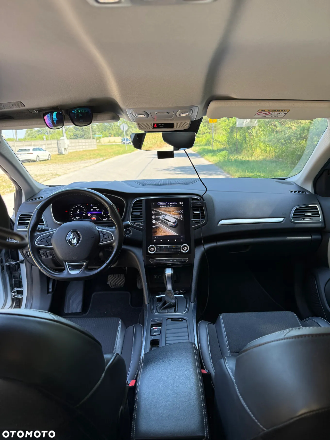 Renault Megane 1.5 Blue dCi Techno EDC - 13