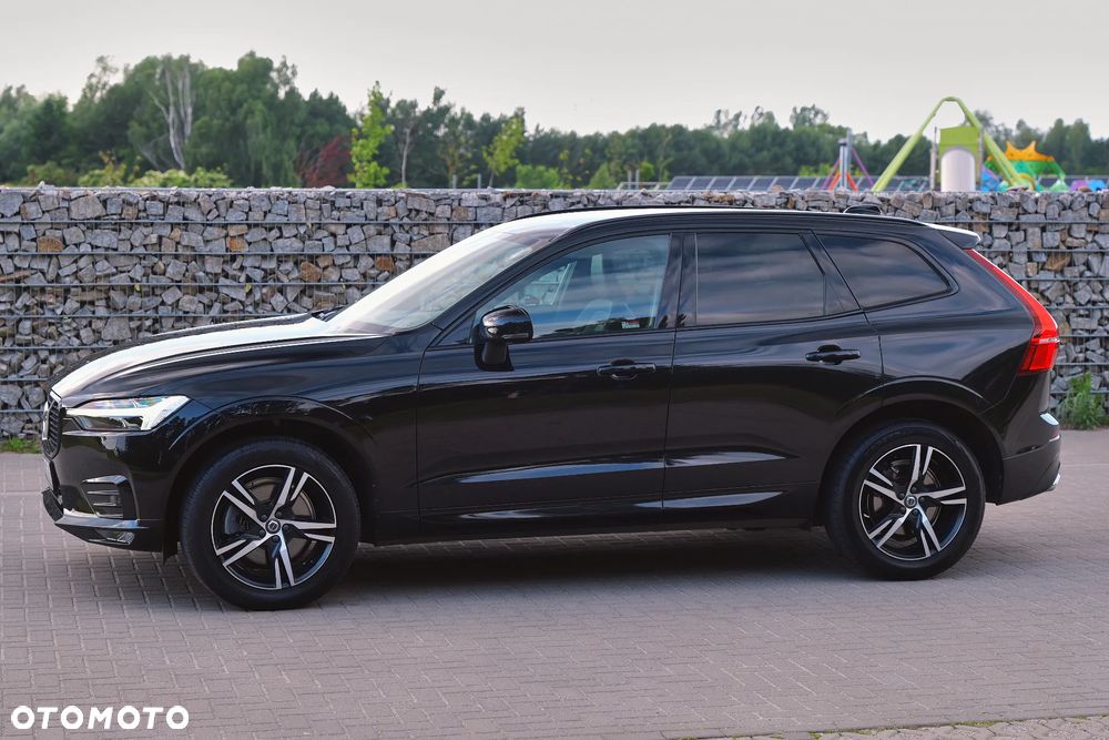 Volvo XC 60 B5 D AWD R-Design - 2