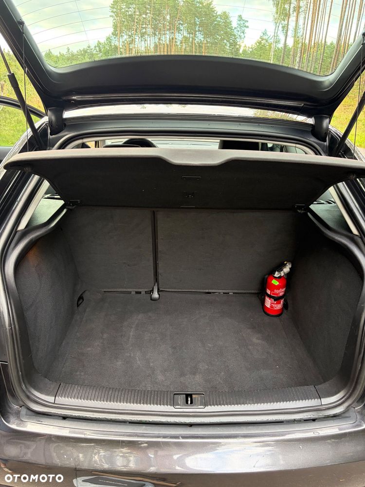 Audi A3 3-drzwiowe 2.0 TDI DPF Ambiente - 12