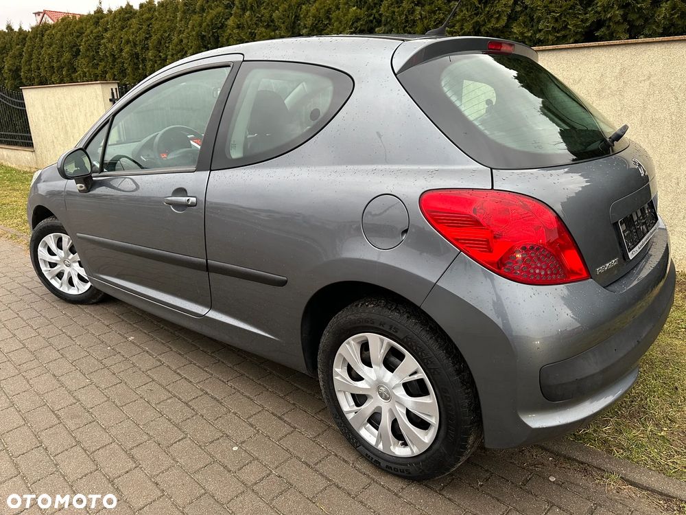 Peugeot 207 75 Filou - 13