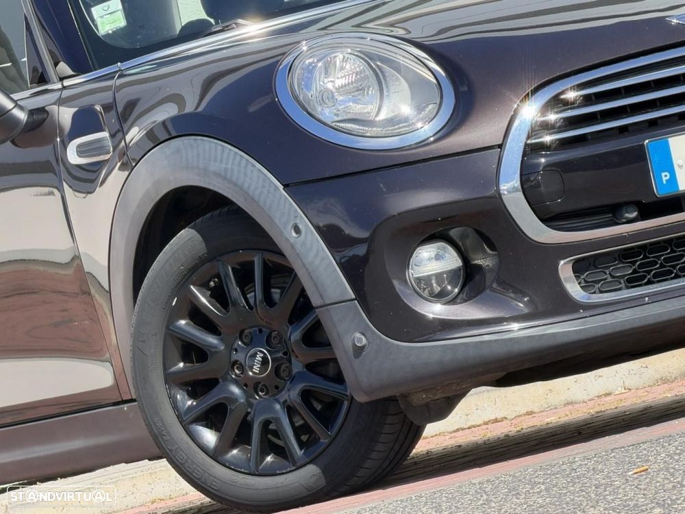 MINI 5 Portas Cooper D 4Business - 27