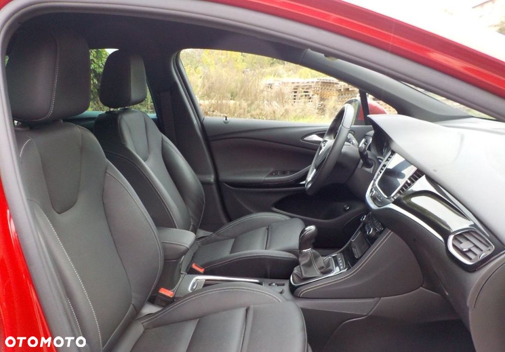 Opel Astra - 18