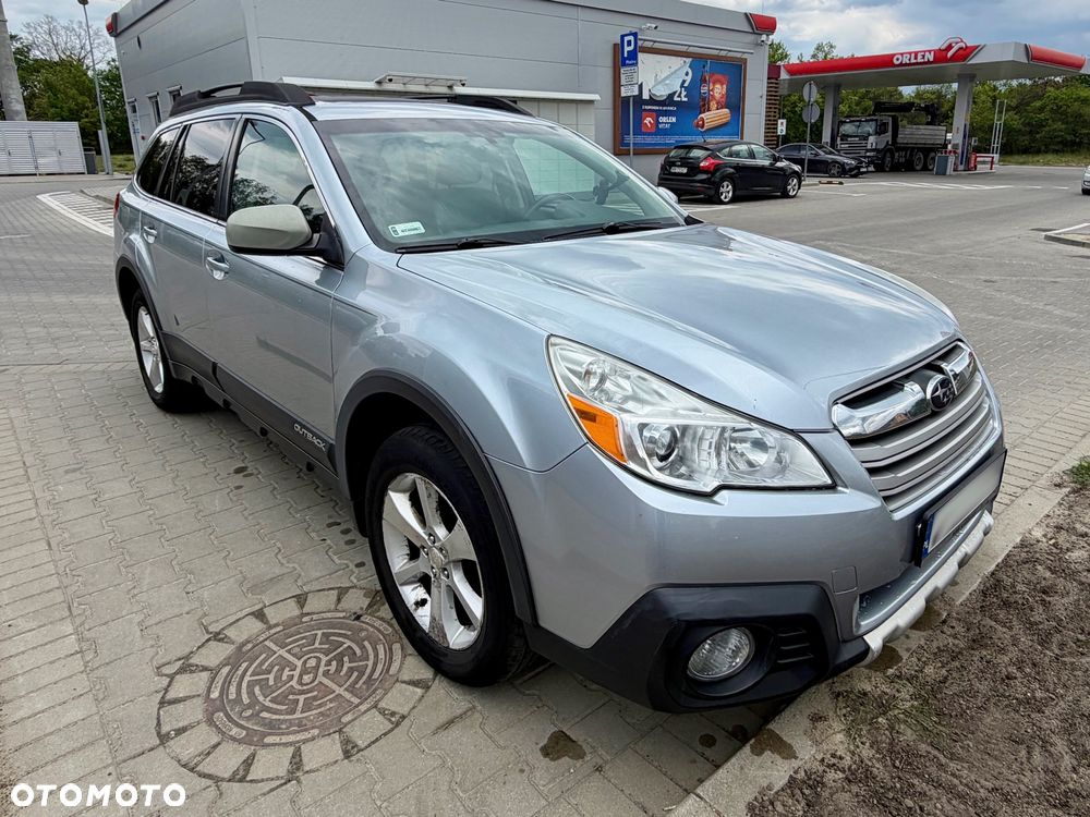 Subaru Outback 2.5i Lineartronic Comfort - 1