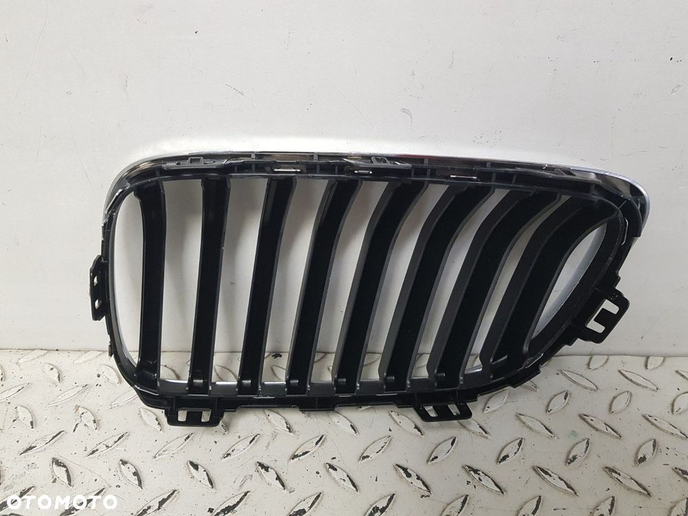 NOWY ORYGINALNY GRILL ATRAPA NERKA PRAWA BMW 2  F22 F23 7295522 - 4