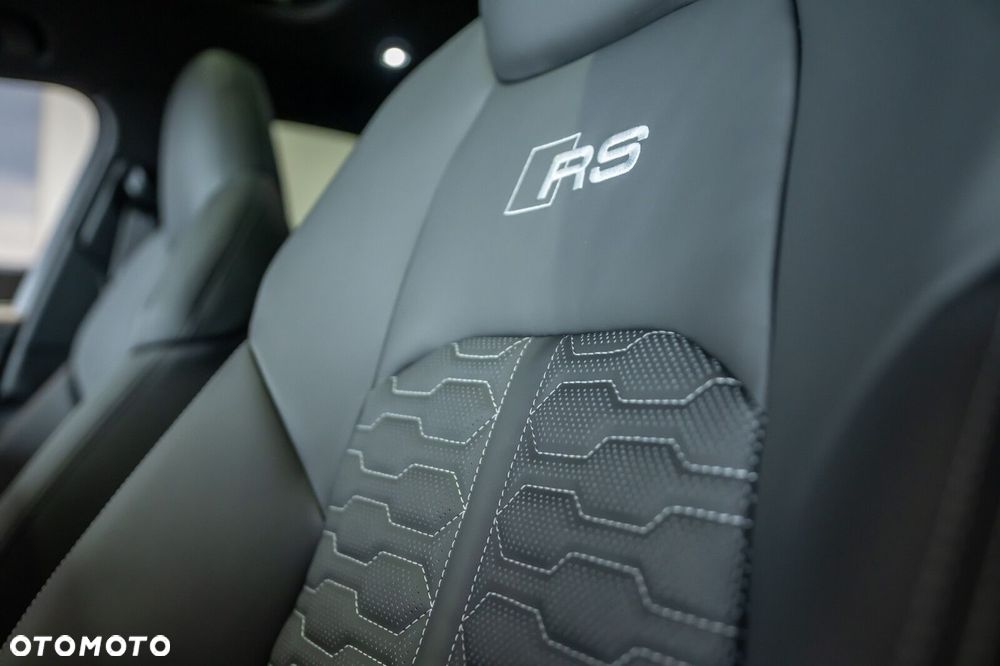 Audi RS6 Avant - 9